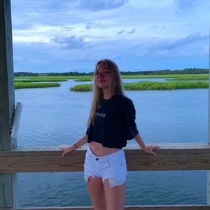 Meet your Posher, Lucy